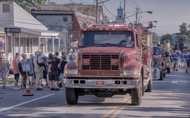 4th_of_July_Parade_featured small town 4th of July parade